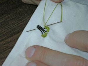 Как пришить крючки
